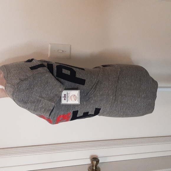 Victoria Secret with 5th & Ocean, Boston Red Sox, Size XS, Tee Shirt, NEW - Picture 2 of 10